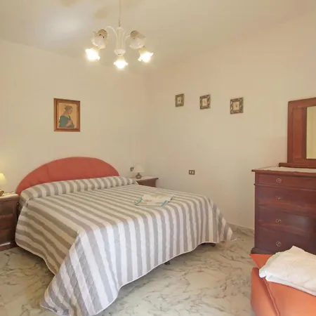 Simonetta By Interhome Forte dei Marmi