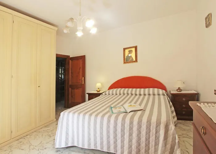 Simonetta By Interhome