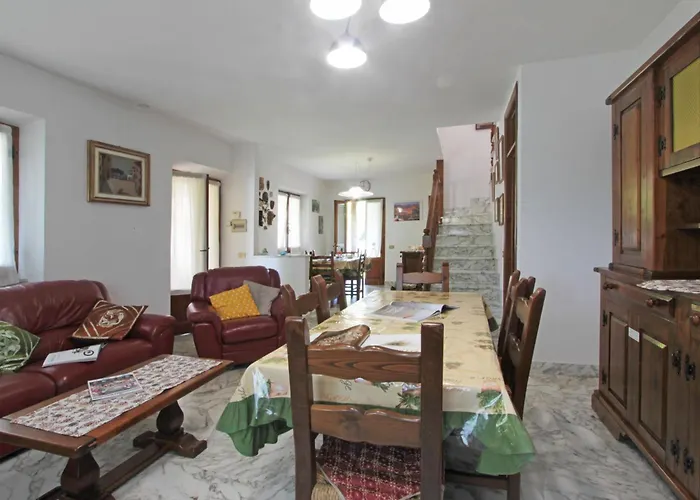 Simonetta By Interhome 别墅