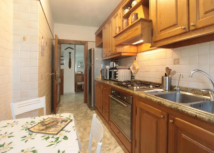 Simonetta By Interhome 马尔米堡