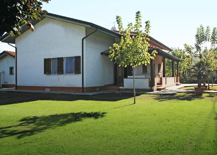 Simonetta By Interhome فيلة